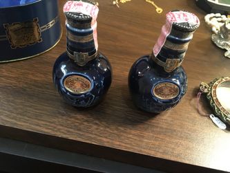 Chivas royal salute vintage mini bottle set unopened in original tin selling bottles only