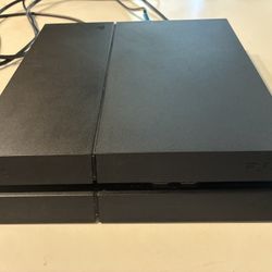 Sony PlayStation 4 PS4 Console with Controllers and Games – Excellent Condition – Tested & Working