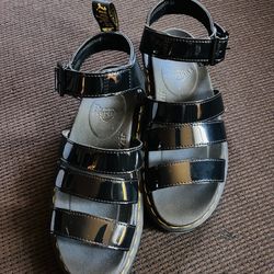 Dr Martin Sandals 