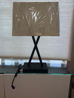 Modern Contemporary Table Lamp w/ USB port