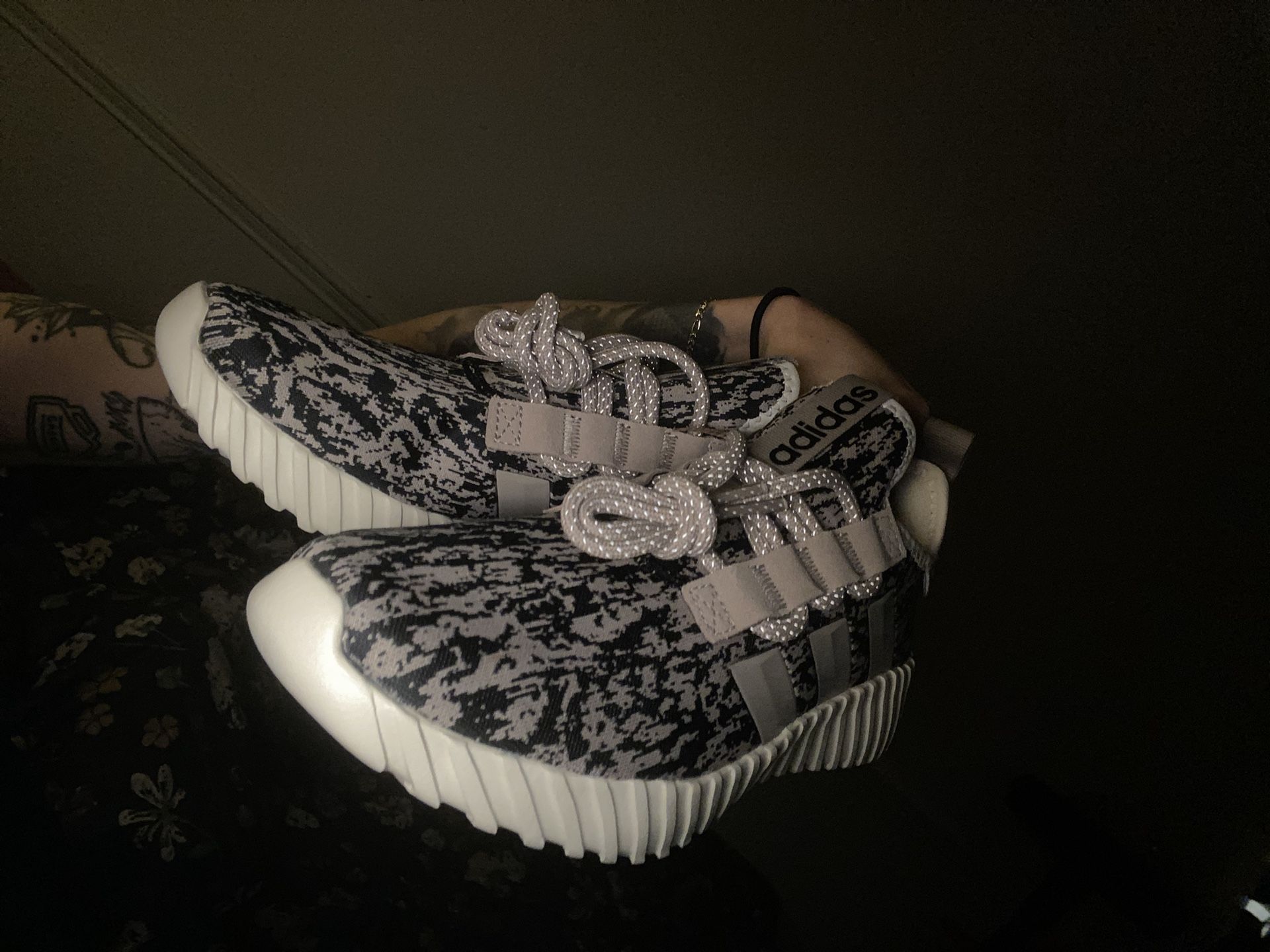Adidas Kaptir 3.0 Women’s Size 8.5