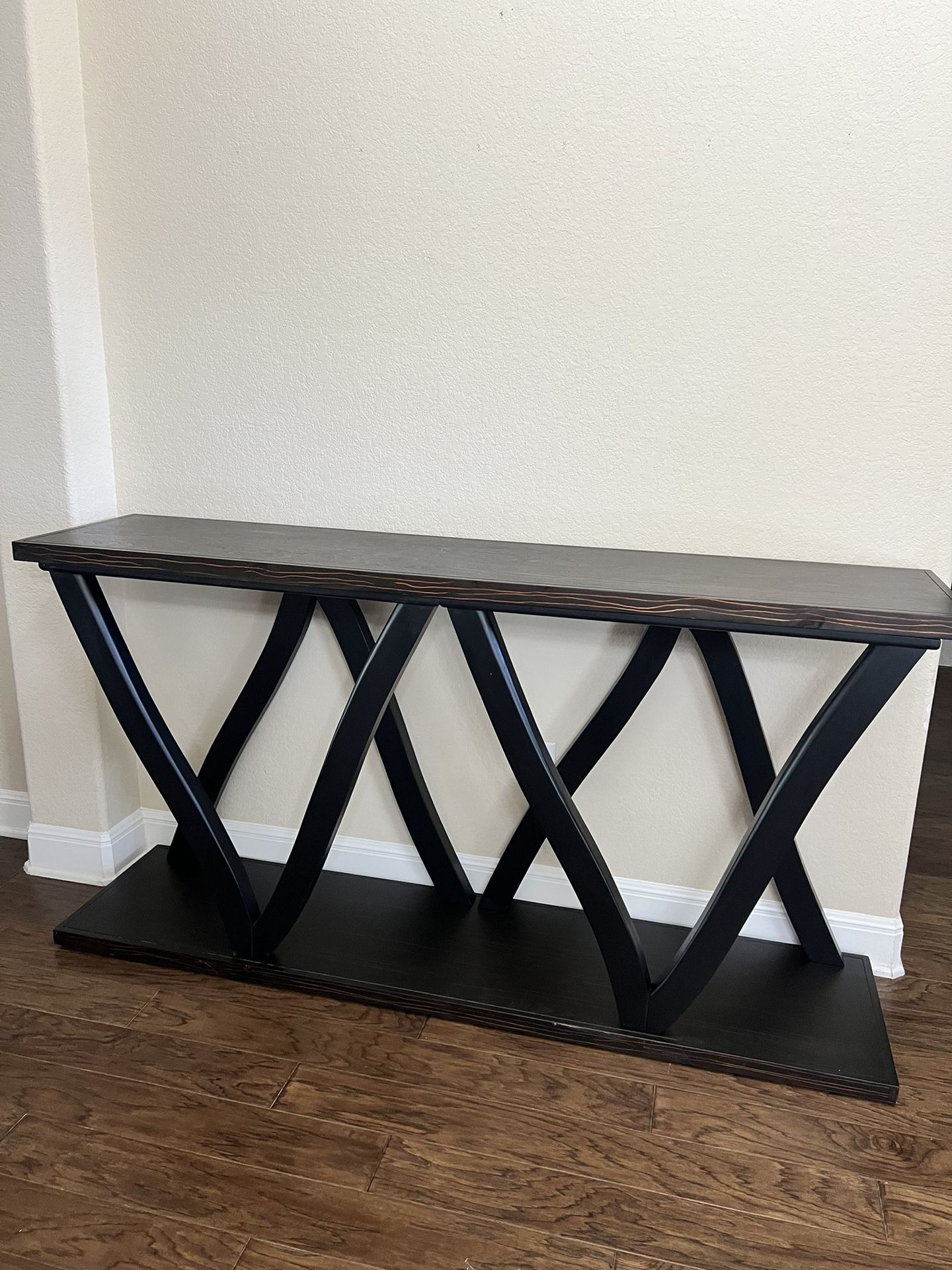 Console/Entry Table for Sale in San Antonio, TX - OfferUp