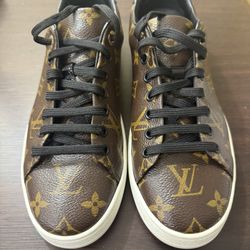 Louis Vuitton Frontrow Sneaker 