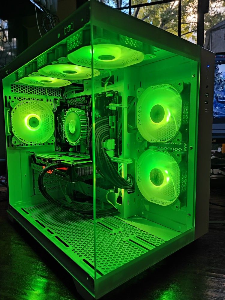 White RGB Gaming PC 12400F RX 6600XT