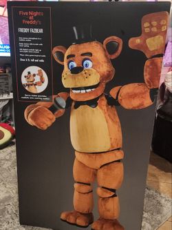 Viral Collectible Five Nights at Freddy's Freddy Fazbear Animatronic Figure