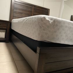 Wooden Queen Bed Frame with Mattress and Box Spring 
