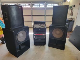DJ System Over $2,700 In Equipment 