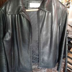 Jonas New York Womens Leather Jacket Size S 50$