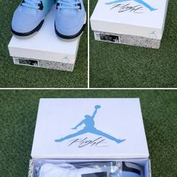 AIR JORDAN 4 RETRO UNIVERSITY BLUE
