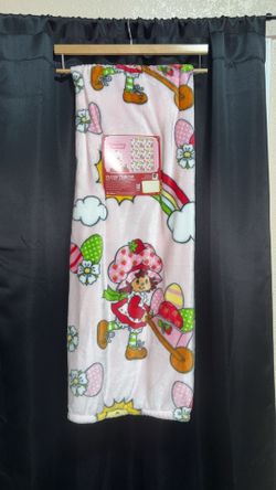 Strawberry shortcake Easter blanket ( read description)
