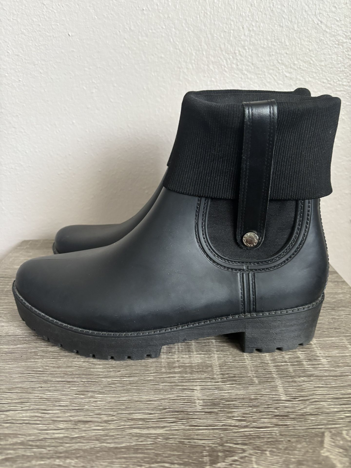Nautica Boots