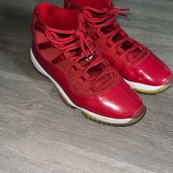 Men Jordan 11