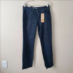 NWT Levis Womens Dark Wash 505' Straight Jeans 8 Short