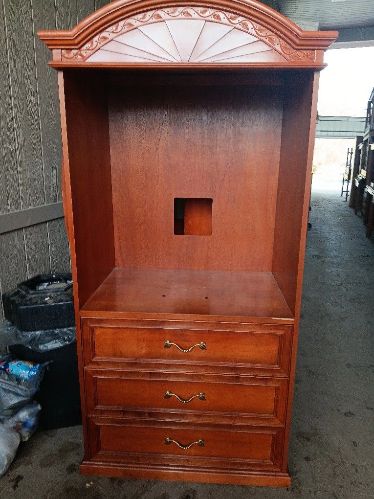Dresser's, End Tables ,entertainment Center And More.