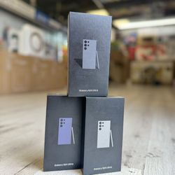 Samsung Galaxy S24 Ultra (Unlocked) (Take It Home In Payment/ llévatelo a casa en pagos) 