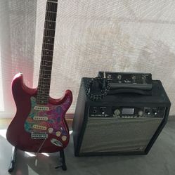 Fender Stratocaster & Gdec 30 Amp Bundle