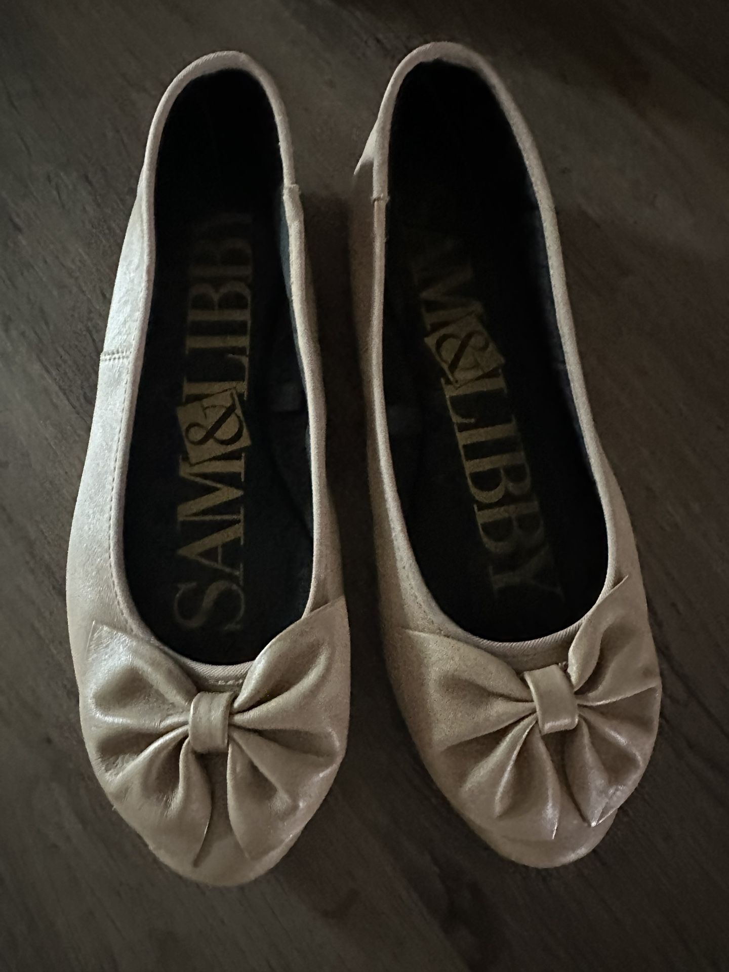 Ladies Flats Sz 9