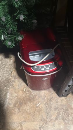 Ice maker