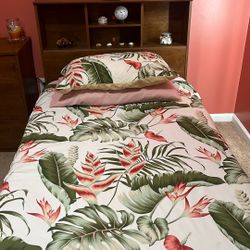 Twin Bed And 3 Drawer Dresser 