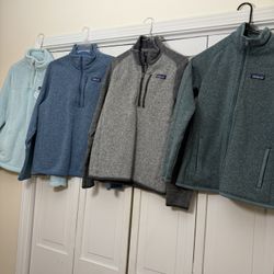 4 Patagonia Fleece. Women’s XS