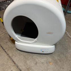 Meowant Robot Litter Box 