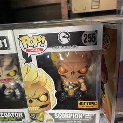 Scorpion Hot Topic Funko Pop