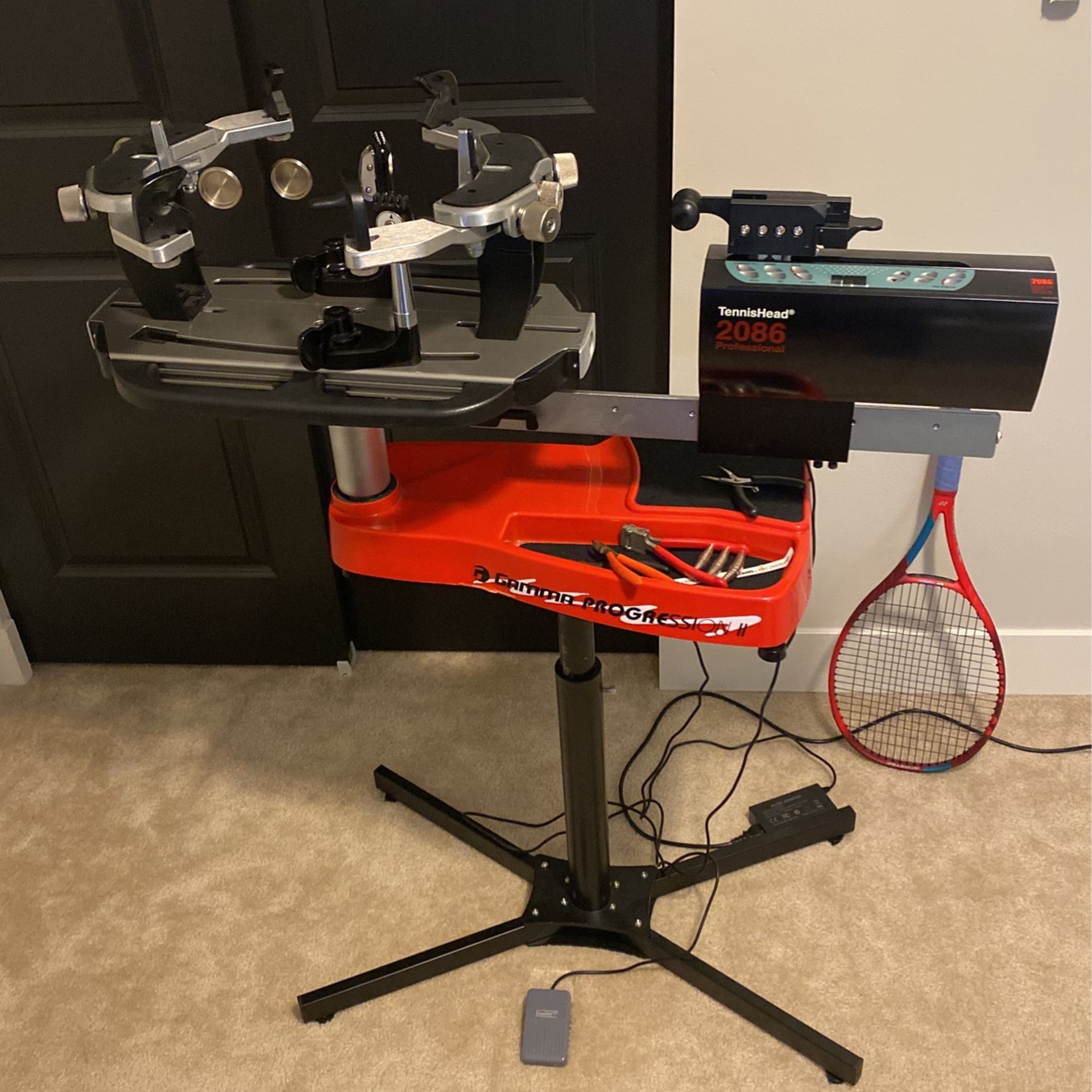 Tennis Stringing Service