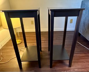 Set of 2 Dark Brown End Tables with Lower Shelves