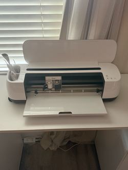 Cricut and desk