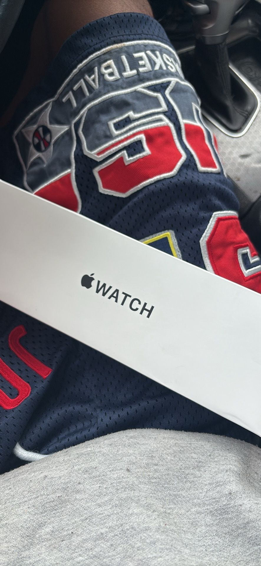Apple Watch Gen 2 44mm