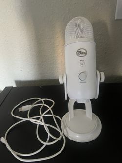 Blue Yeti USB Microphone