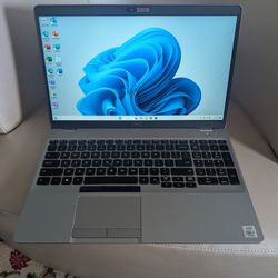 Dell Laptop Touchscreen Great Condition 