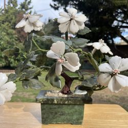 Vintage Asian Jade Flower