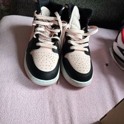 Women’s Jordan’s 1s Size 6.5 