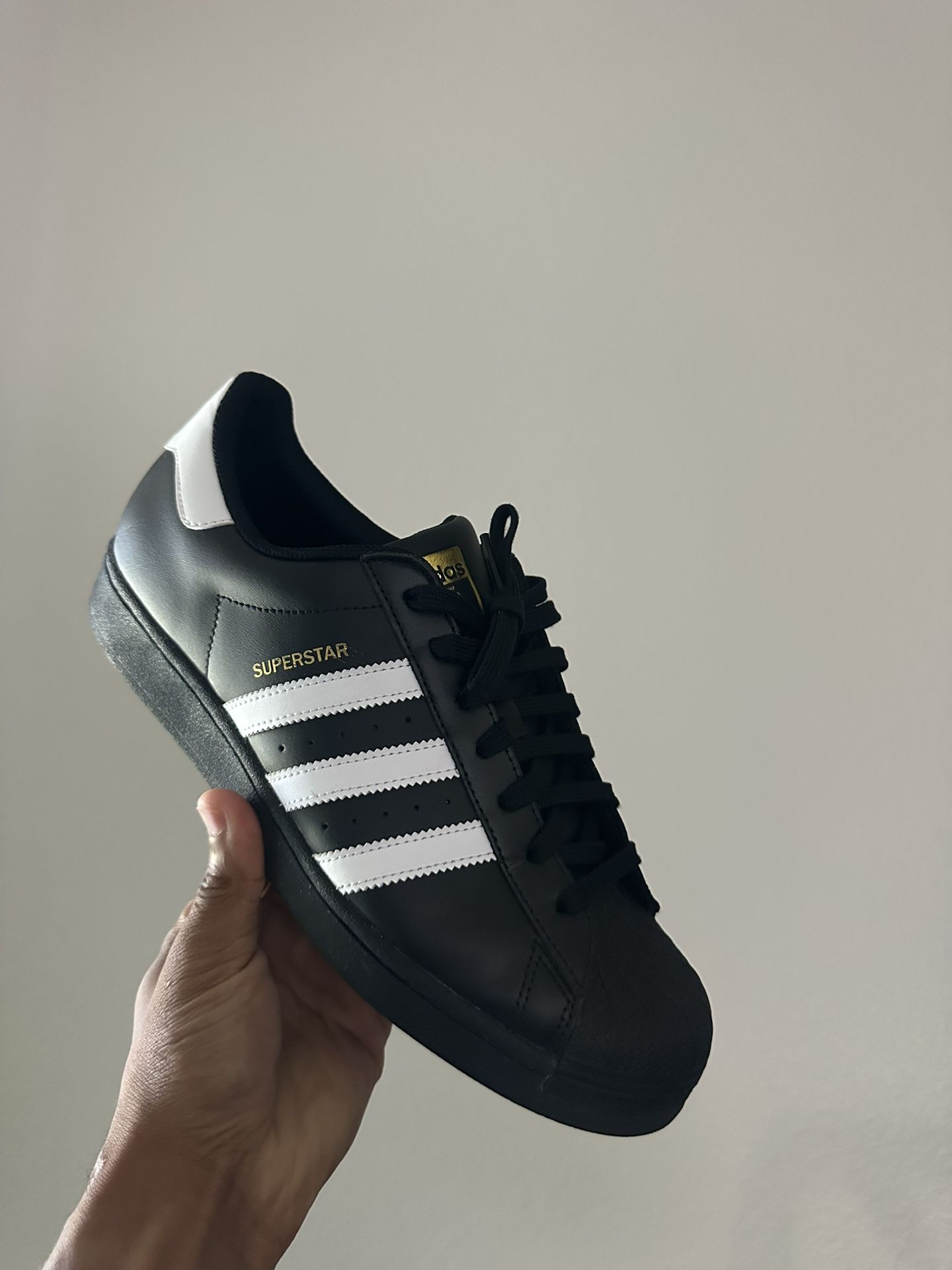 Adidas Superstar (shelltoes)