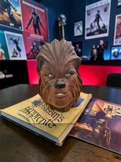 Chewbacca head decoration brown/black 3D effect