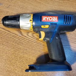 Ryobi P204 Cordless 18V Drill Driver Keyless 1/2 Chuck Works Great Tool Only