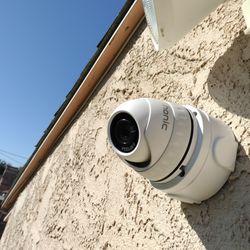 Security Cameras ⭐⭐⭐⭐⭐