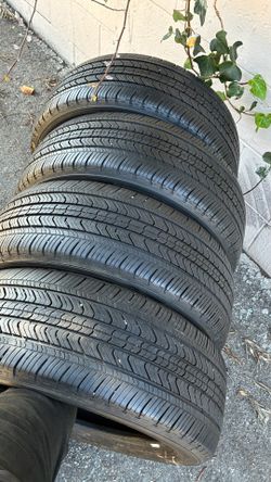 4 tire 215 55 17 Michelin Primacy MXV4