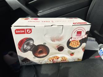 HEART TREAT MAKER SET Waffle Maker