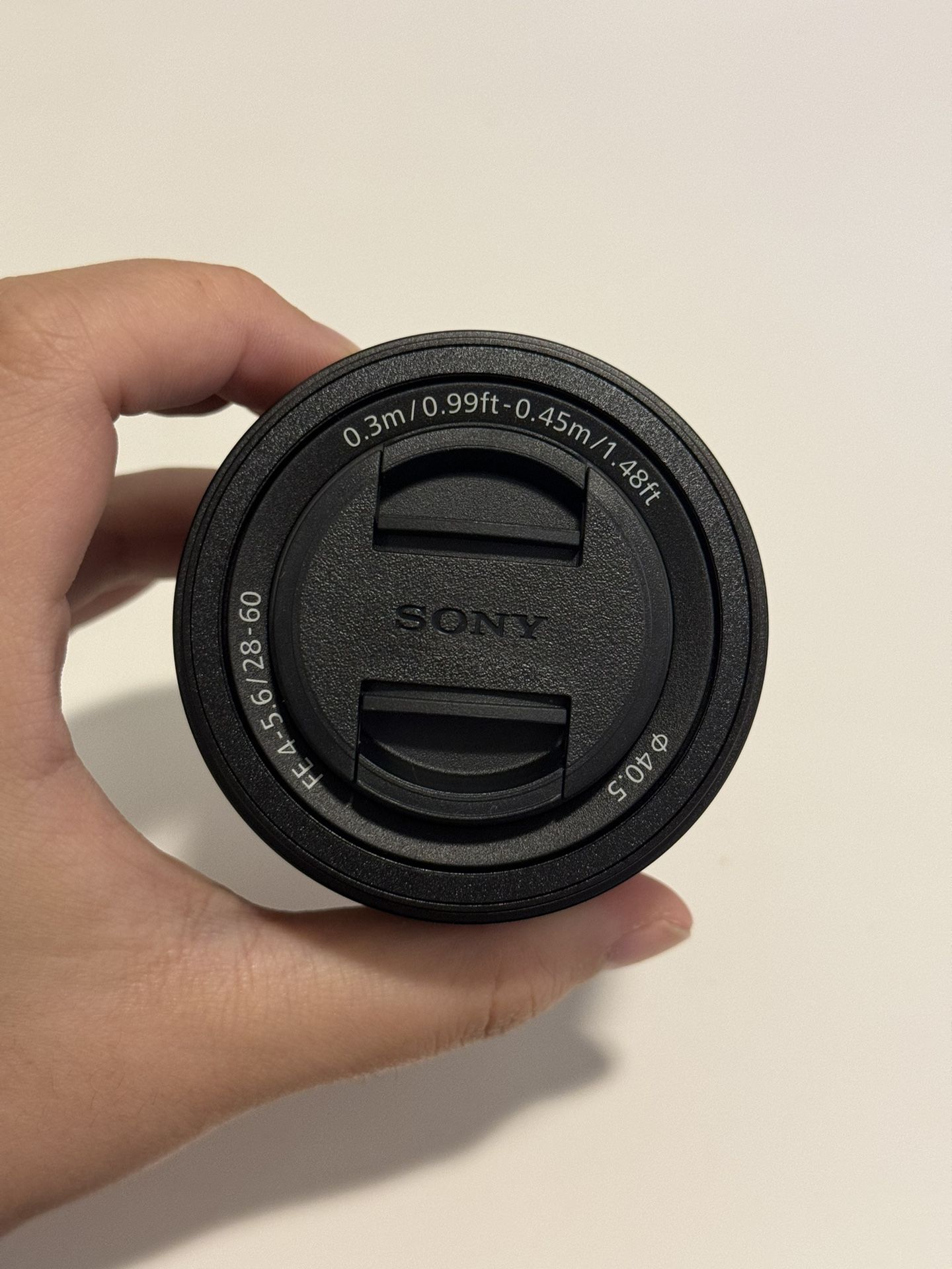 Sony 28 60mm Zoom lens E Mount