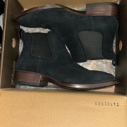 Ariat Black suede Boots 
