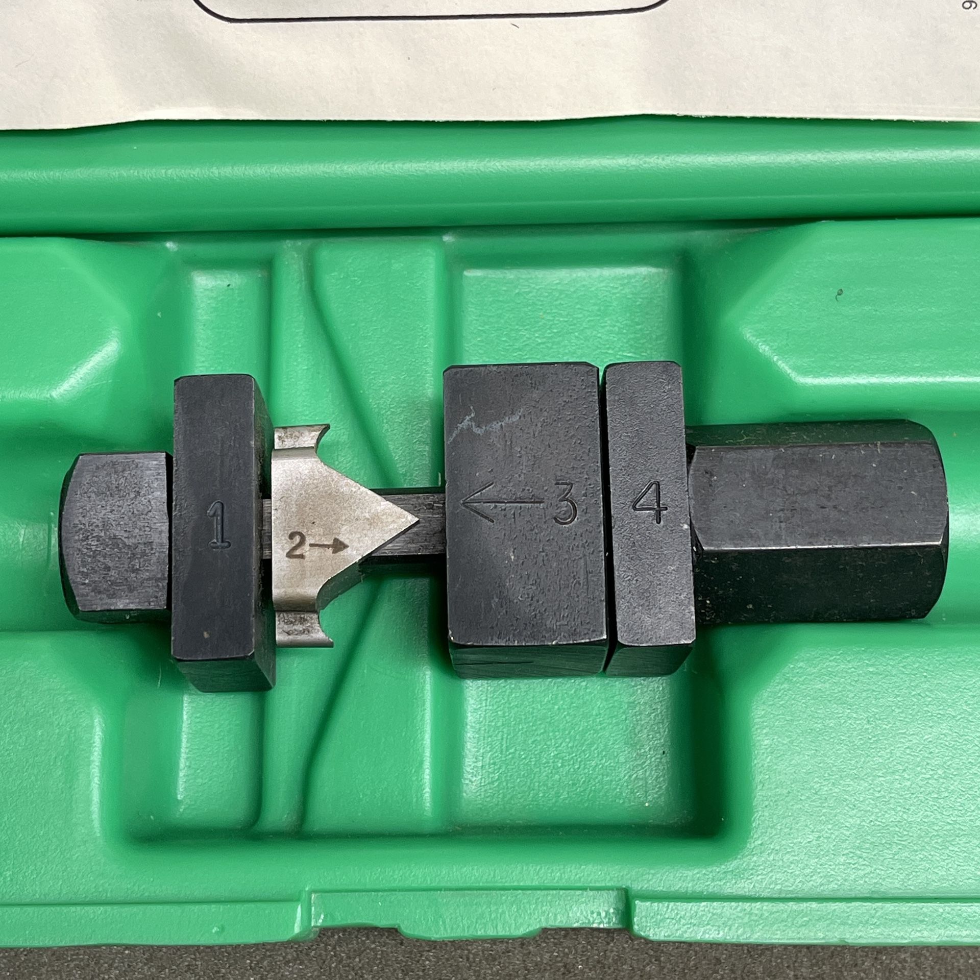 New) Greenlee 229 9 Pin D-Subminiature Panel Punch DB9 D-sub RS