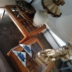 2 End Tables 