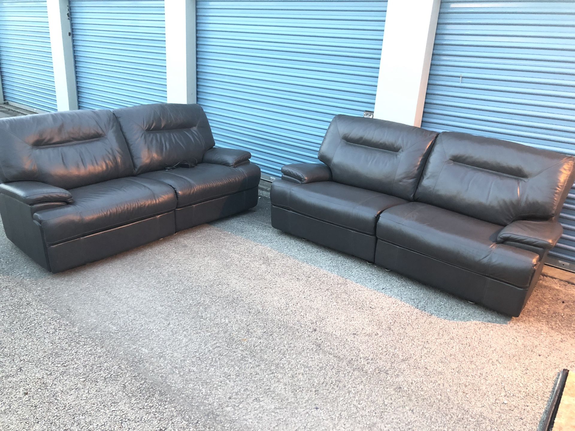 Power Reclining Couch Set