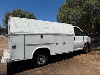 2005 Chevy 3500 Express cutaway
