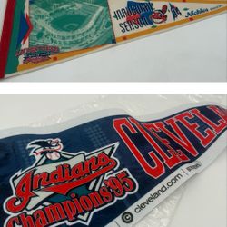 1994 INAUGURAL CLEVELAND INDIANS LOT GLASS MUGS/LOT OF 4 +COIN+PENNANTS - WAHOO!