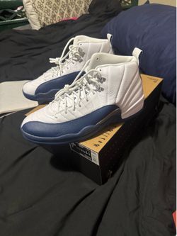 Air Jordan 12 retro never worn 11 .5