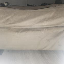 Free Ottoman 