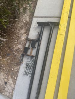Wall weight rack